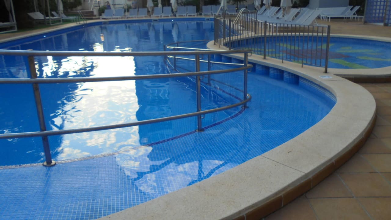 Hier kommt jeder ins Wasser Hotel Cosmopolitan