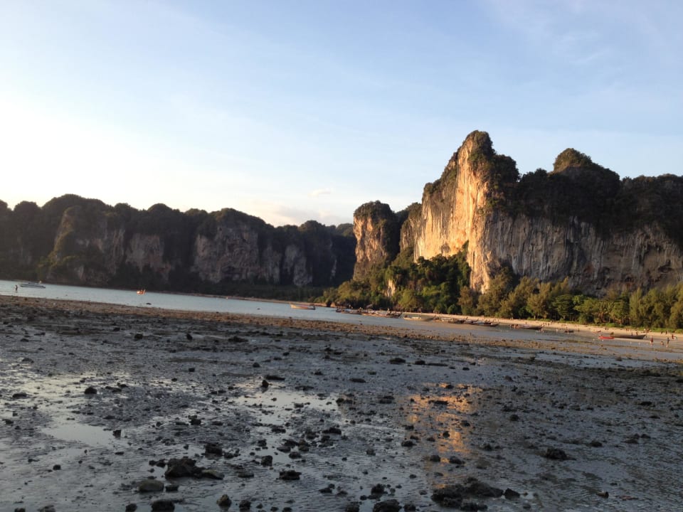 Railay West bei Ebbe Hotel Railay Bay Resort & Spa