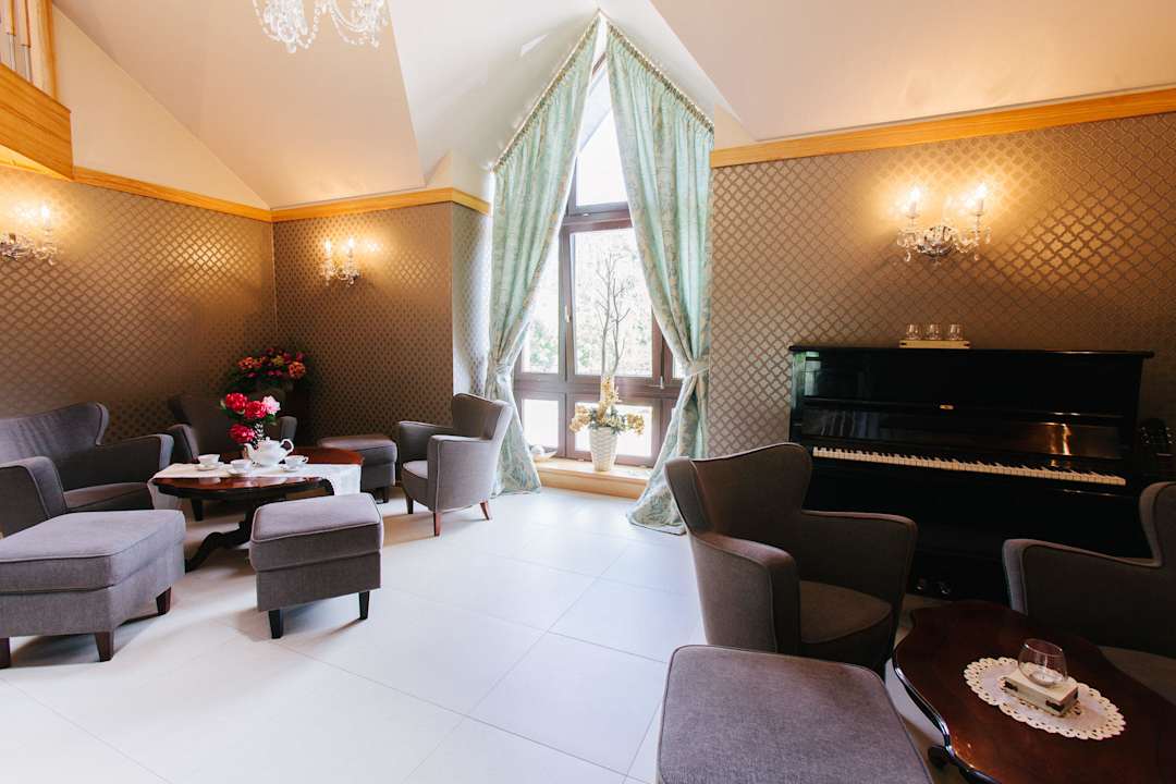 Sala kominkowa Rezydencja Spa & Wellness Nad Wodospadem