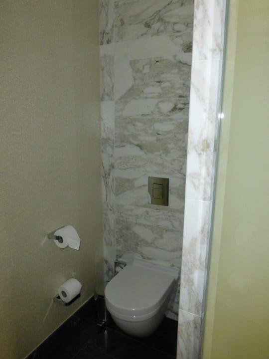 Toilette Waldorf Astoria Berlin