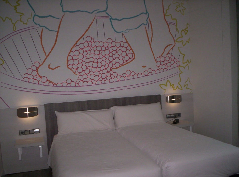 A due letti da 1 metro cad. ibis Styles Hotel Madrid Prado
