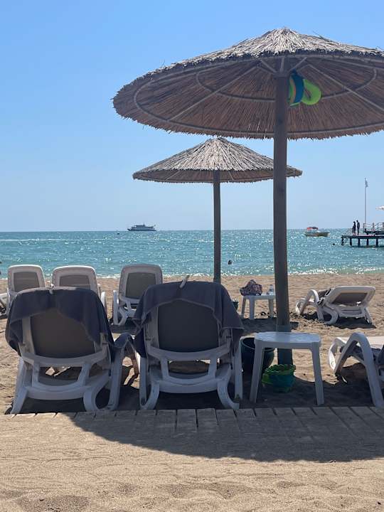 Strand IC Hotels Green Palace