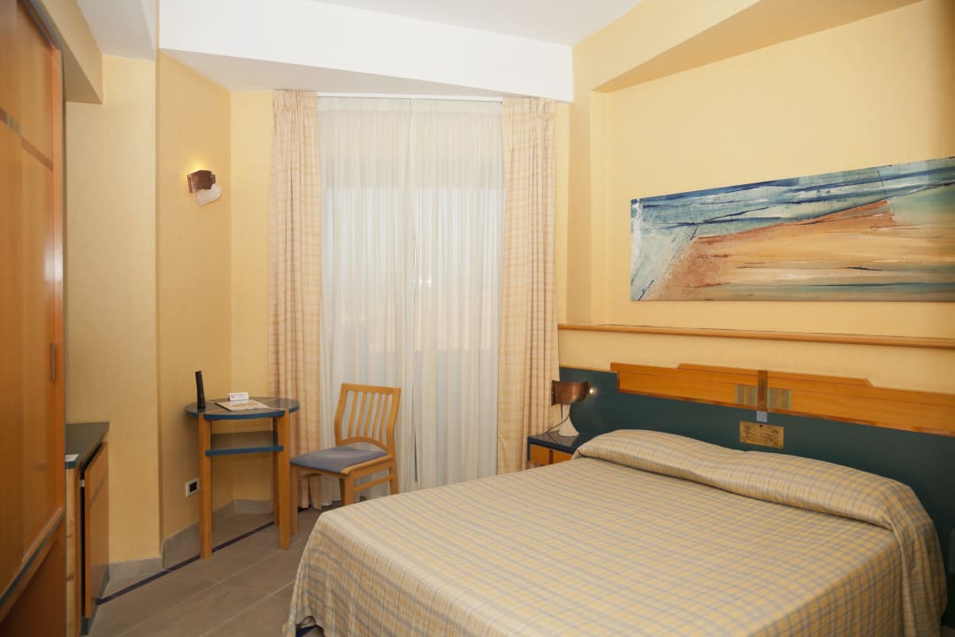 Camera Grand Hotel President