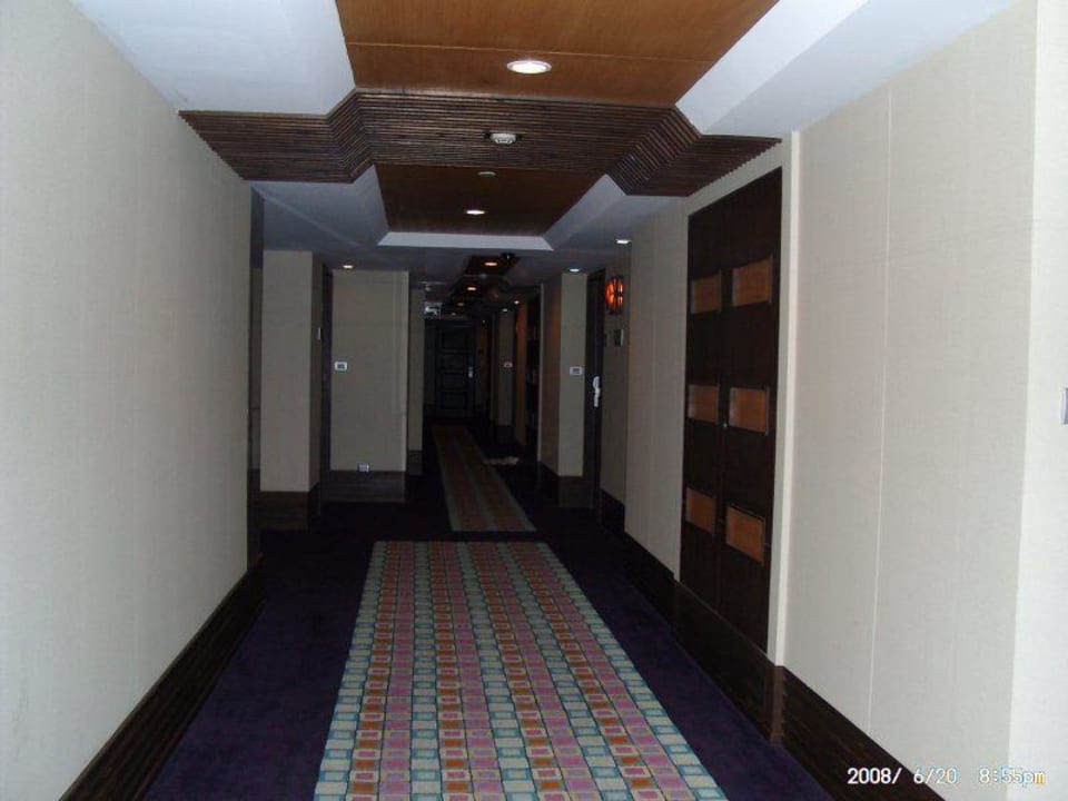 Eine Etage des Hotels Double Tree by Hilton Bangkok Ploenchit