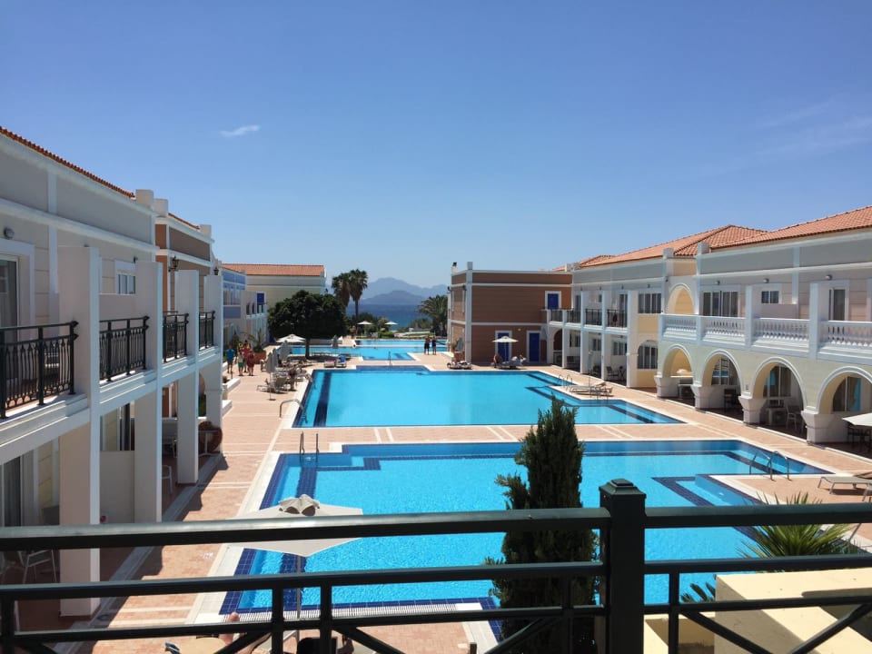"Pool" Porto Bello Royal (Kardamena) • HolidayCheck (Kos Griechenland)