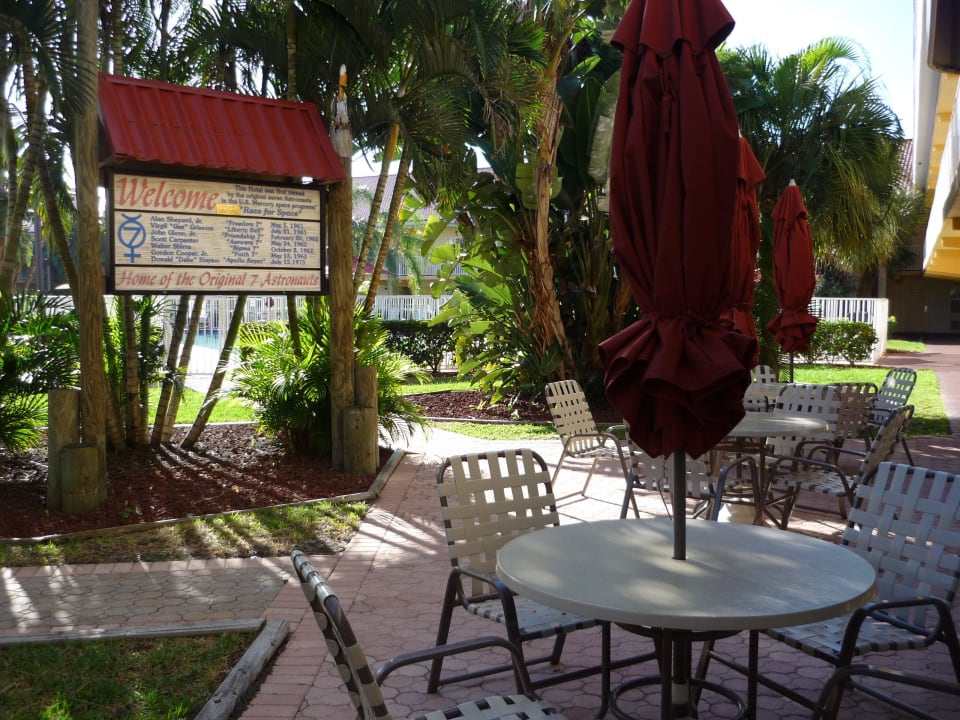Terrasse vom Frühstücksbereich Hotel La Quinta Inn Cocoa Beach