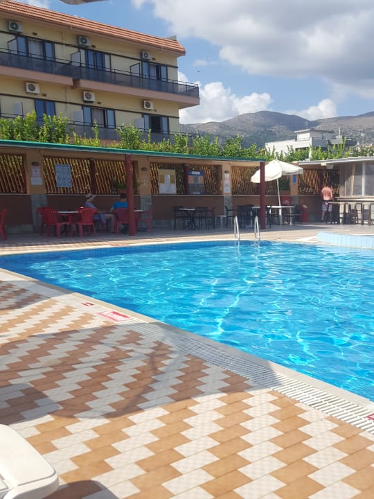 Pool Hotel Triton Garden