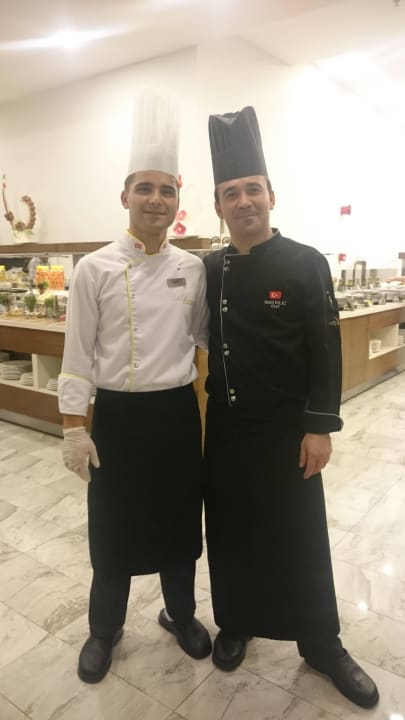 Chefkoch Nebi Kilic (r.) & Koch Emre Alat (l.) Glamour Resort & Spa