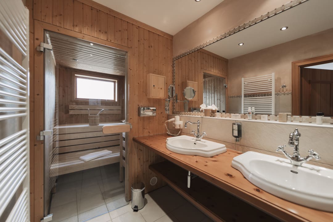 Zimmer Wellness Aparthotel Panorama Alpin