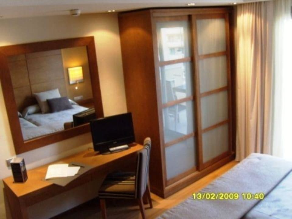 Schreibtisch in der Juniorsuite Protur Biomar Sensatori Resort