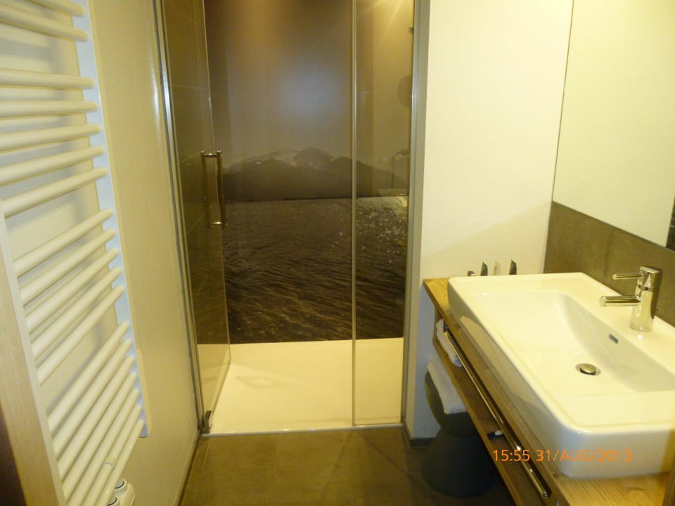 Badezimmer mit Bild: Kitzsteinhorn Hapimag Resort Zell am See
