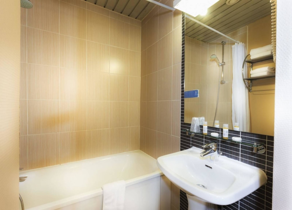 Bathroom Hotel de France Quartier Latin