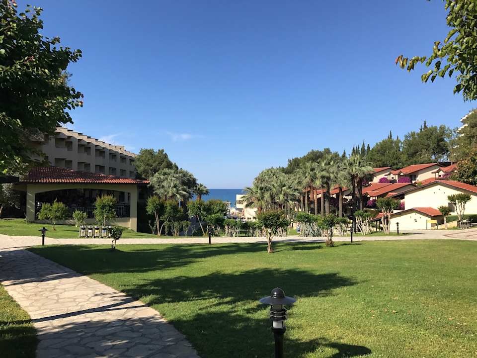 Gartenanlage Melas Holiday Village