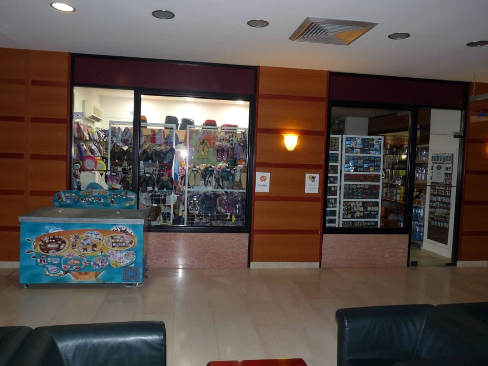 Shops Hotel Calypso Beach