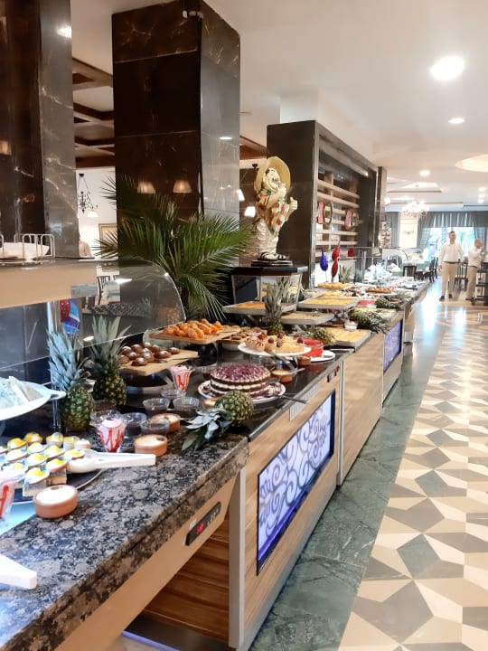 Gastro Alba Queen Hotel