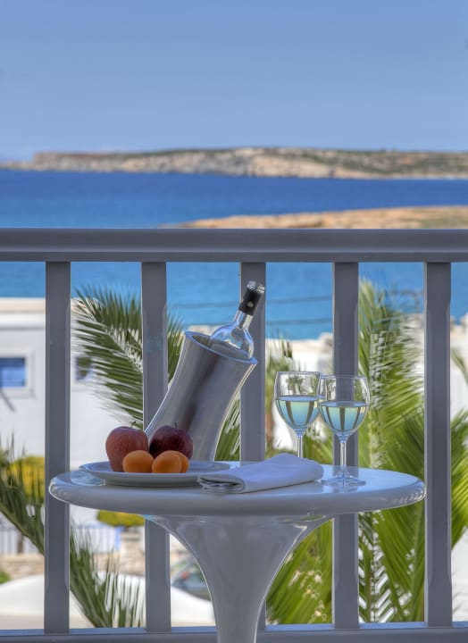 Junior Suite Jacuzzi Lilly Residence All Suites Hotel