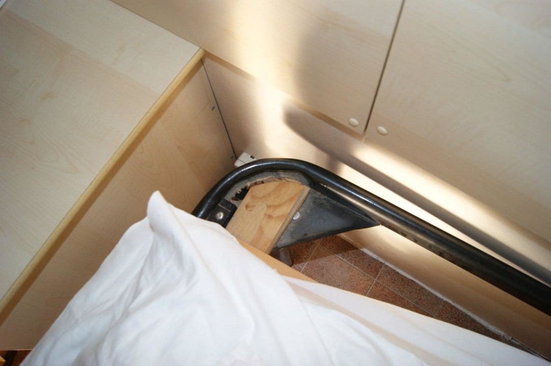 Bett Flaminio Village