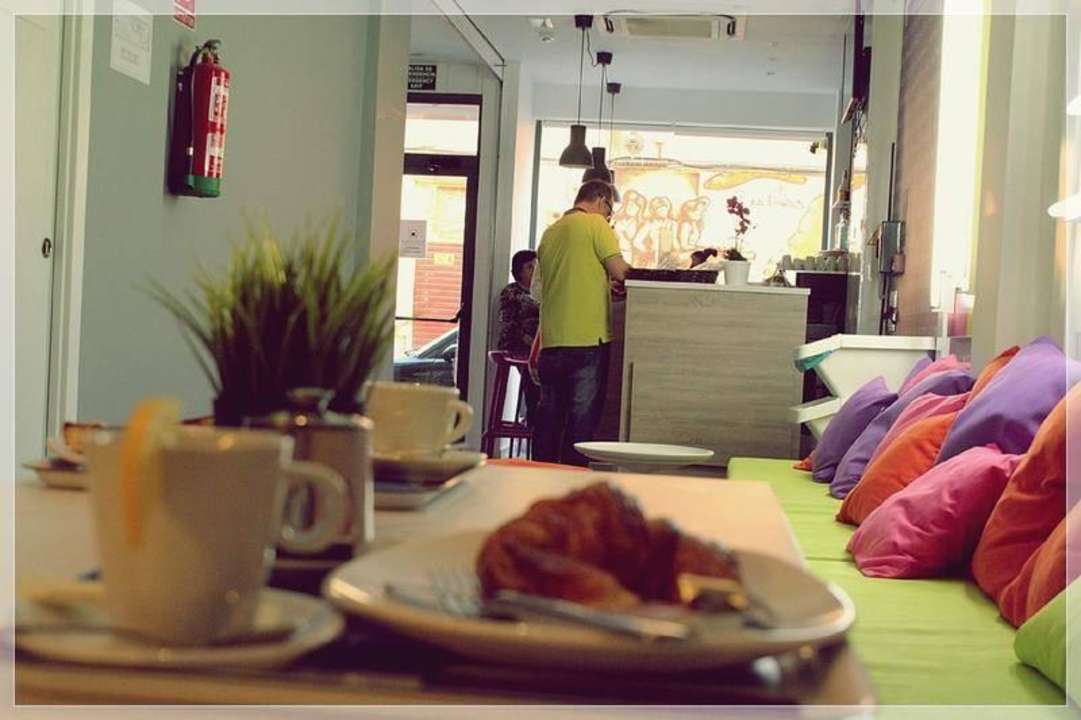 Hall3 Chameleon Hostel Alicante