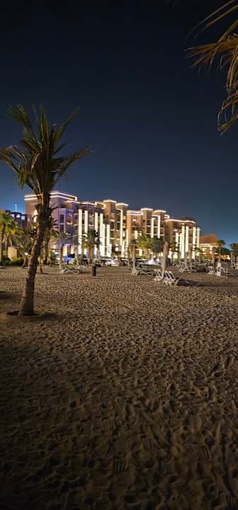 Außenansicht DoubleTree by Hilton Resort & Spa Marjan Island