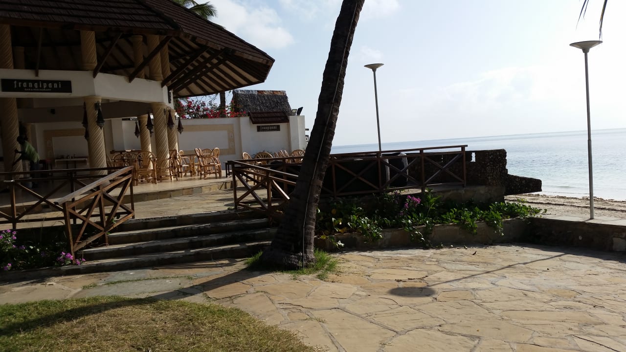Gastro Hotel Kenya Bay Beach