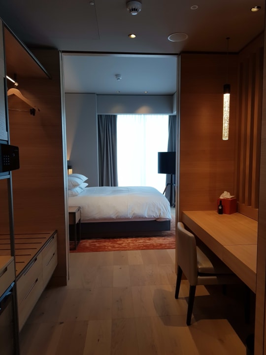Zimmer Hyatt Regency Zurich Airport Circle