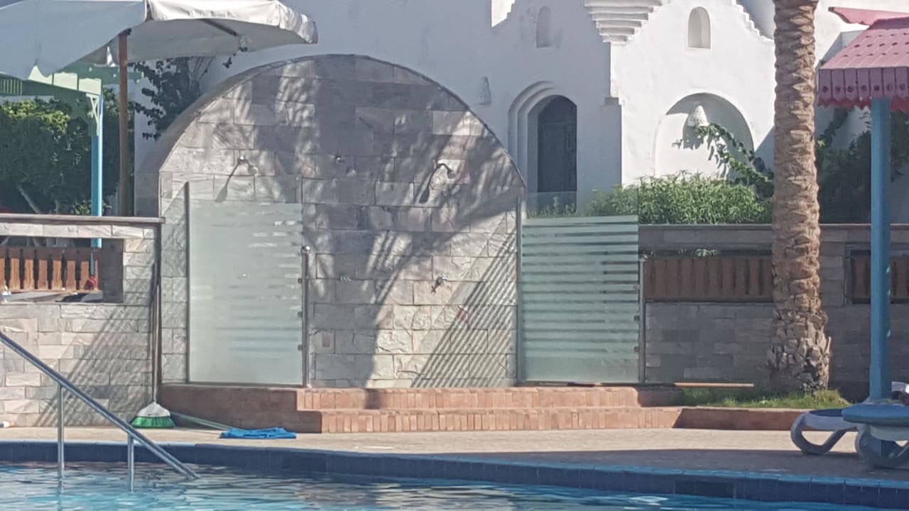 Dusche am Pool Arabella Azur Resort
