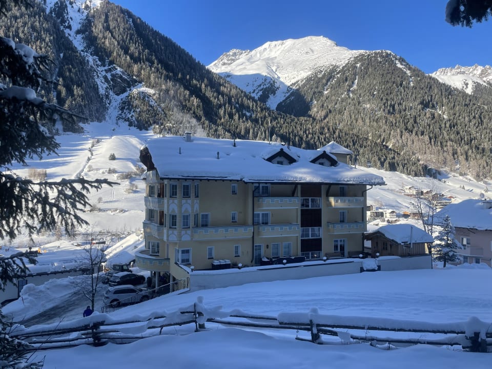 Außenansicht Hotel Waldschlössl