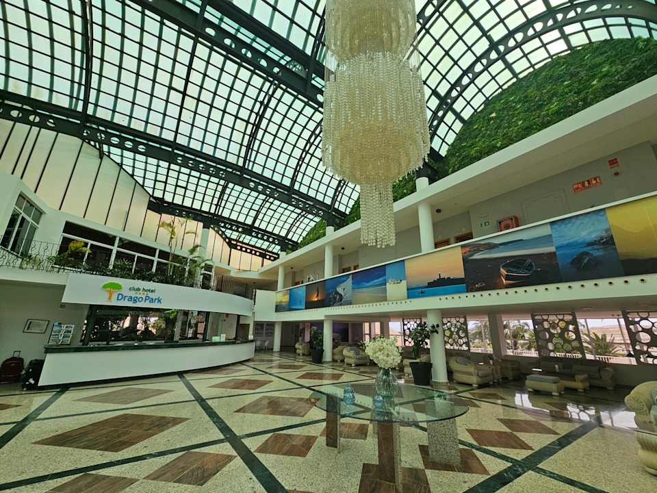 Lobby Club Hotel Drago Park