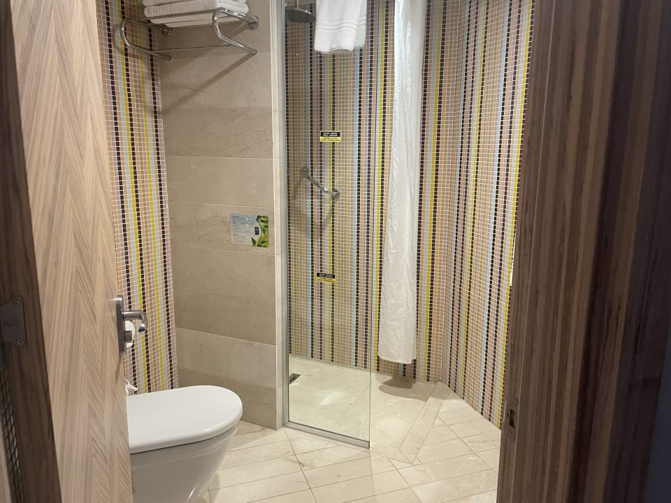 Zimmer Melas Resort Hotel