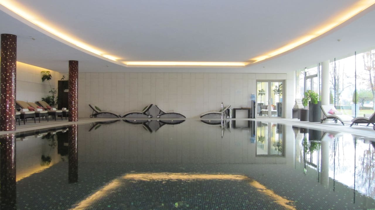 Hallenbad Falkensteiner Schlosshotel Velden