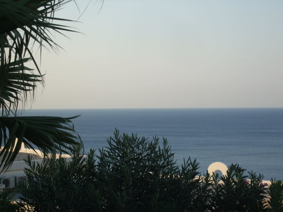 Uitzicht vanuit het hotel park Hotel Kalithea Horizon Royal