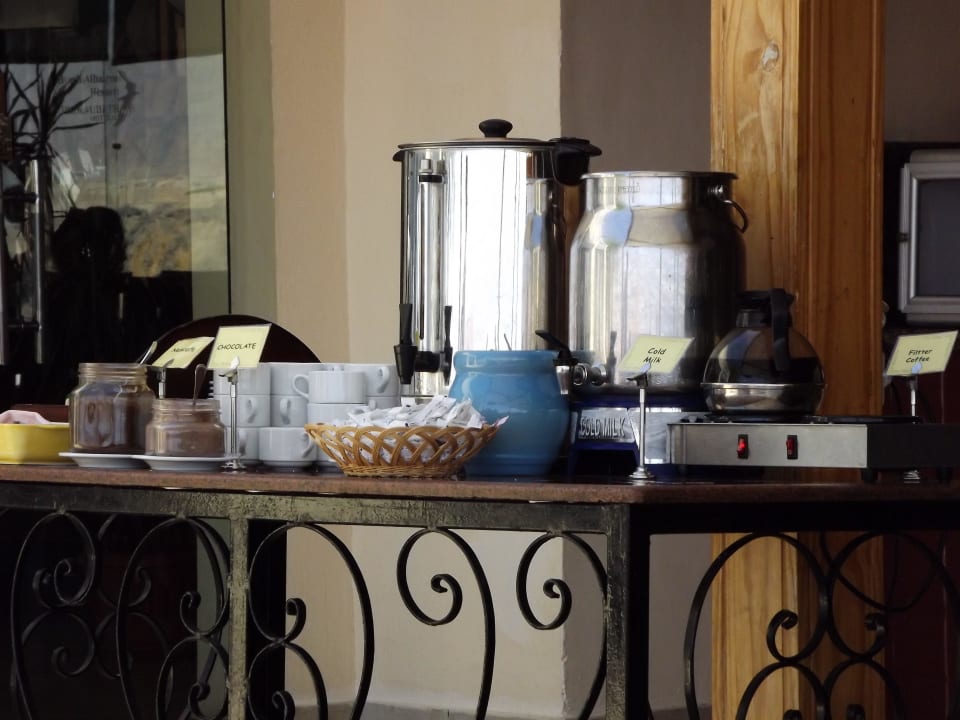 Kaffeebar beim Frühstück im Außenbereich Albatros Sharm Resort