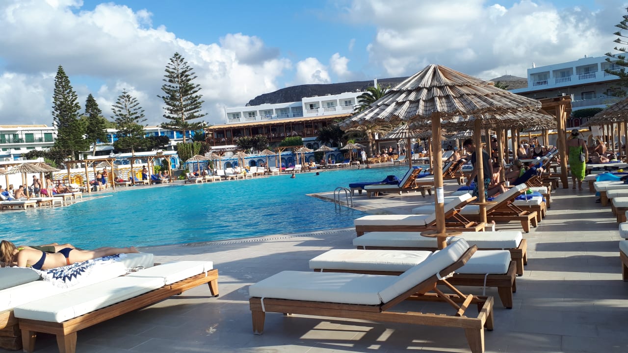 Pool Mitsis Selection Rinela