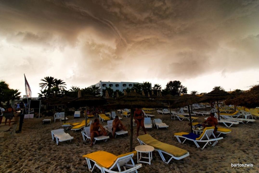 Plaża podczas burzy Hotel Thalassa Mahdia