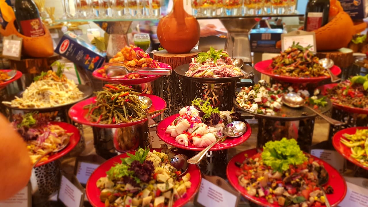 Gastro Acanthus Cennet Barut Collection