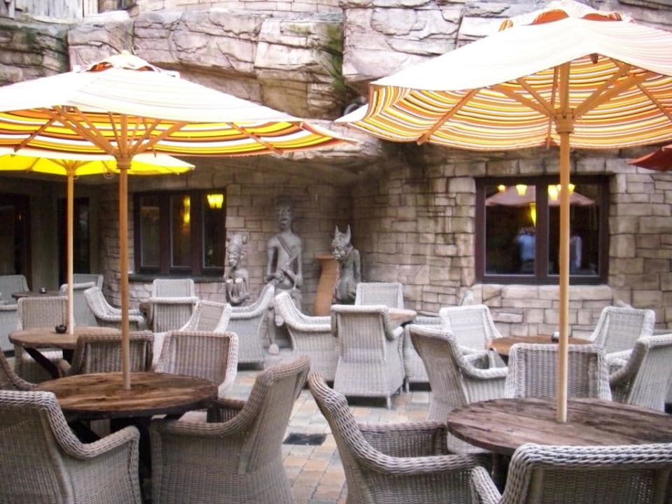 Terrasse des Buffet Restaurants Hotel Matamba - Phantasialand Erlebnishotel