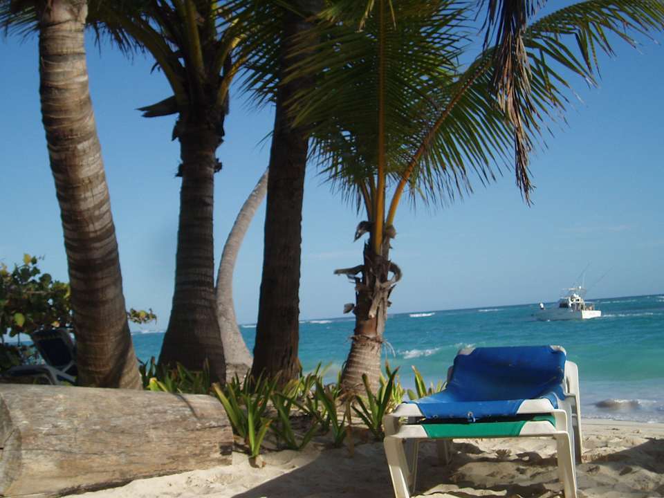 Seltener Anblick freier Liegen Grand Palladium Select Bávaro Resort & Spa