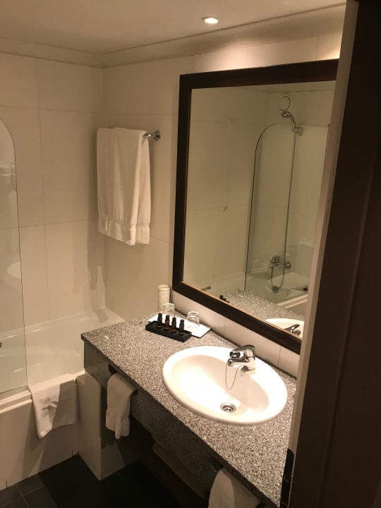 Zimmer PortoBay Falésia