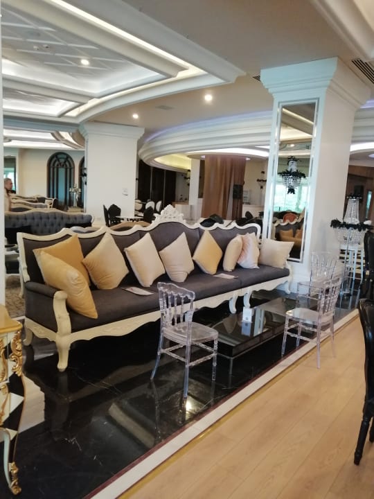 Lobby Hotel Delphin Imperial