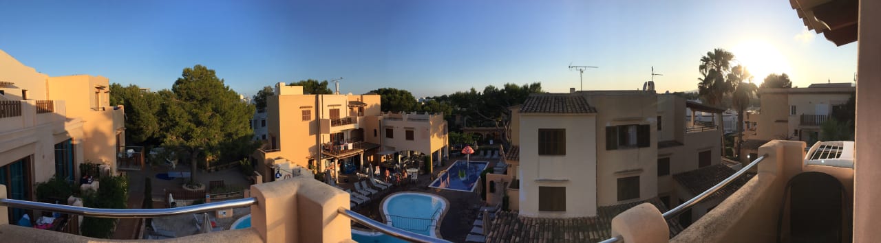 Außenansicht Apartamentos Playa Ferrera