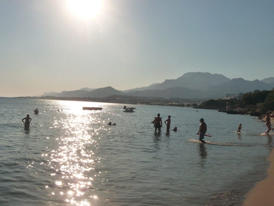 Widok z plaży Atlantica Mikri Poli Crete