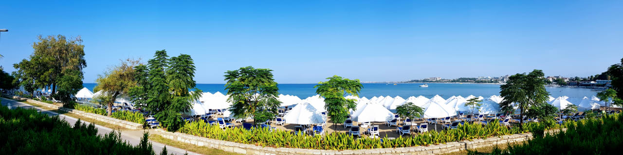 Gastro Can Garden Beach