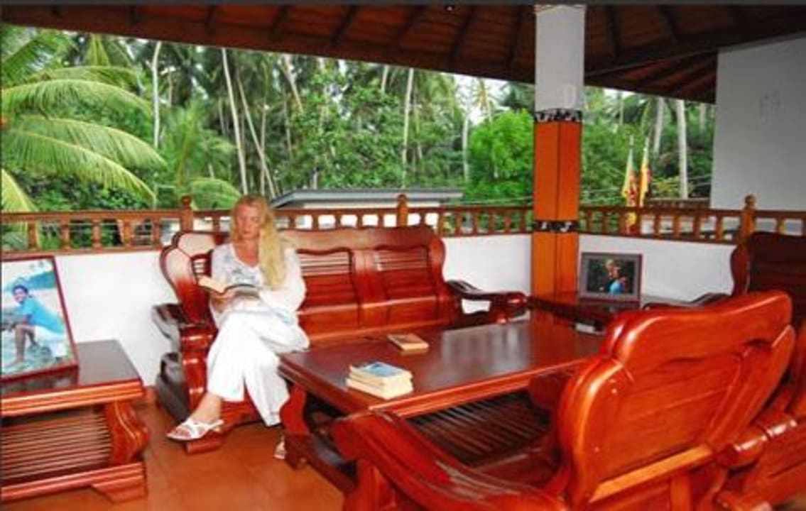 Sitzgruppe in der Lobby Hotel Bentota Village