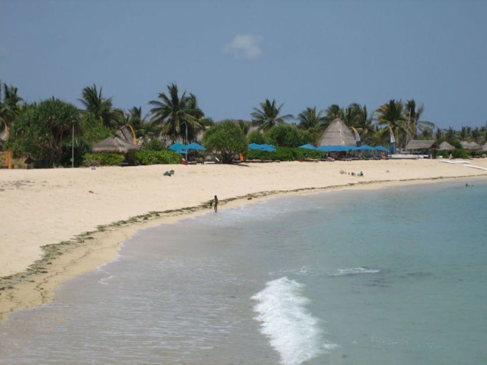 Strand mit Wasser Novotel Lombok Resort & Villas