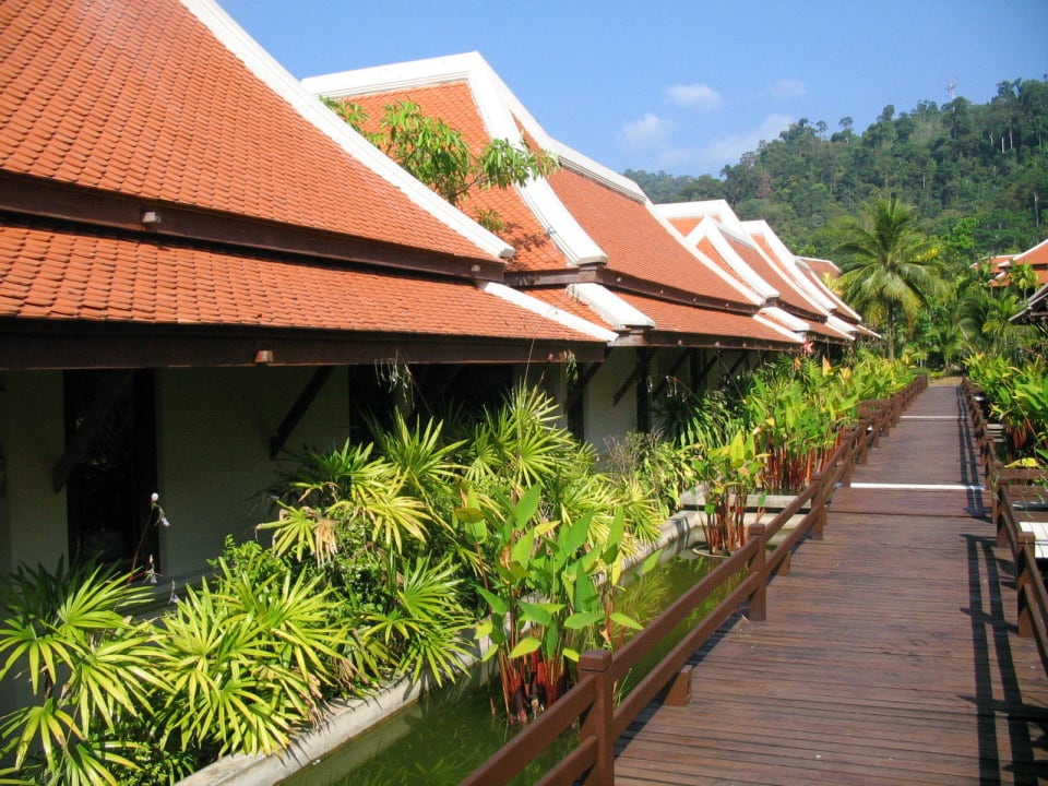 Garten mit Villen Khaolak Laguna Resort