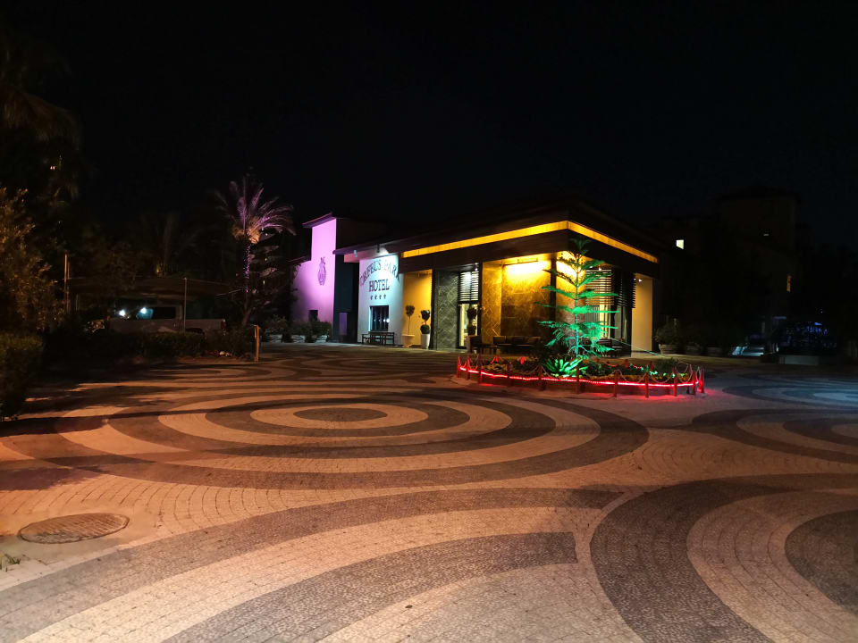 Außenansicht Hotel Orfeus Park