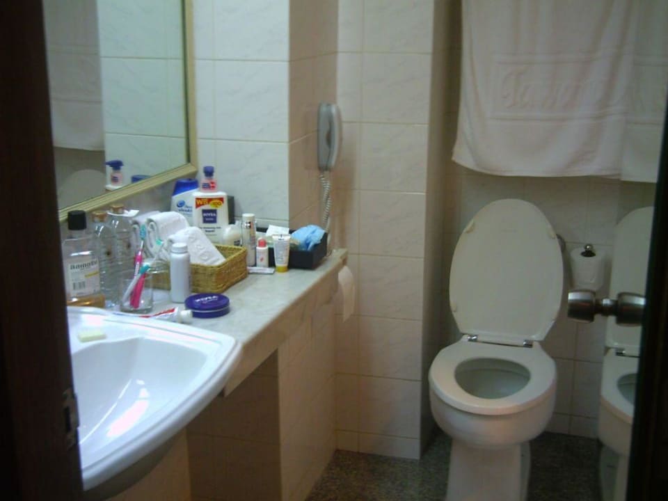 Bad1 The Tawana Bangkok