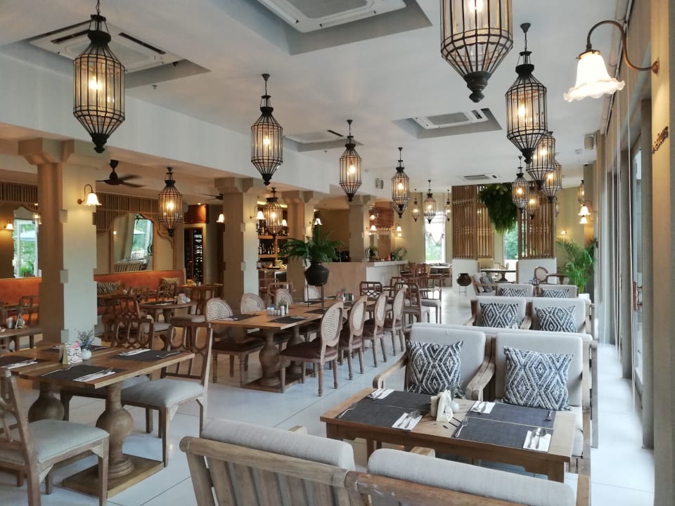 Gastro Devasom Khao Lak Beach Resort & Villas
