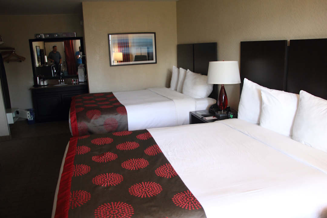 Zimmer Hotel Ramada Inn of Naples