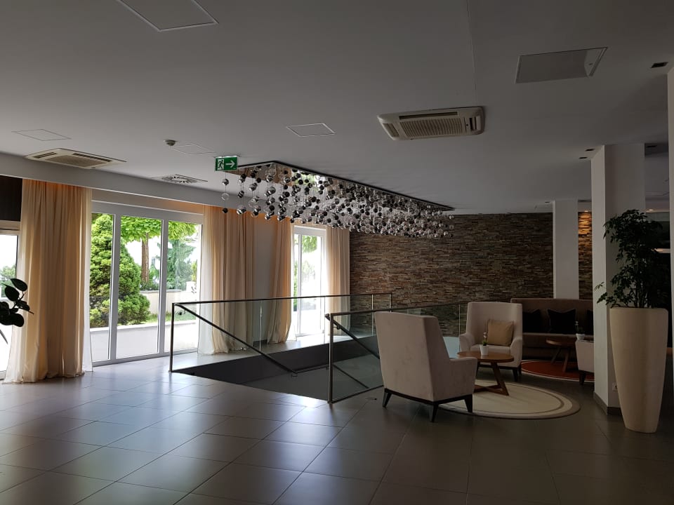 Lobby Lake's - My Lake Hotel & Spa